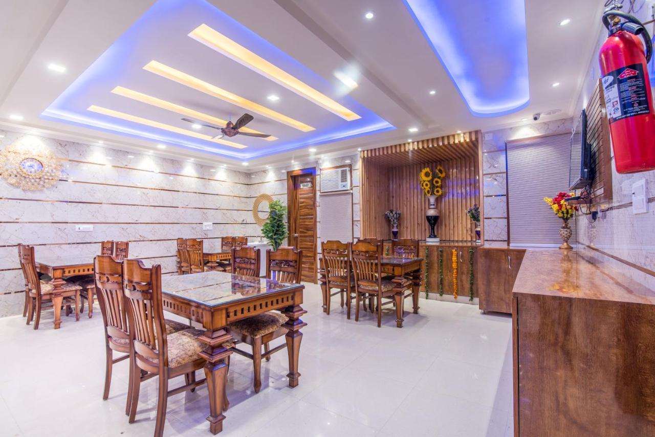 Hotel Festival Mahipalpur At Delhi Airport New Delhi Bagian luar foto